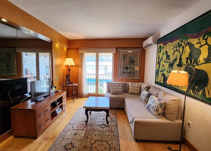 R1357 Balcon De Europa Apartment *